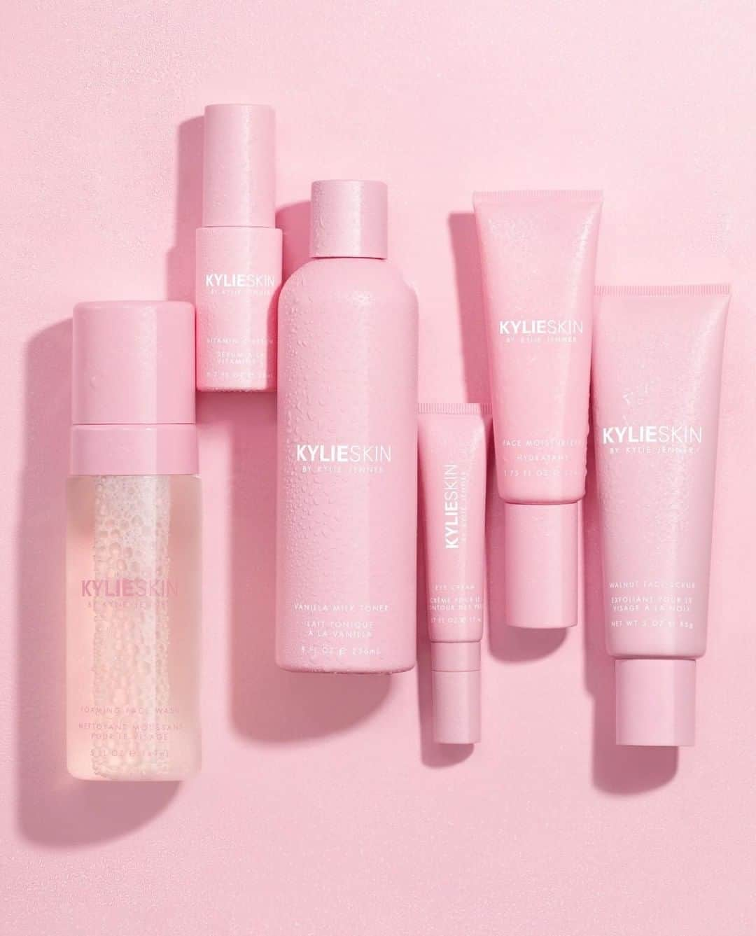 Kylie Cosmeticsさんのインスタグラム写真 - (Kylie CosmeticsInstagram)「@kylieskin ✨ shop now KylieSkin.com」5月23日 1時03分 - kyliecosmetics