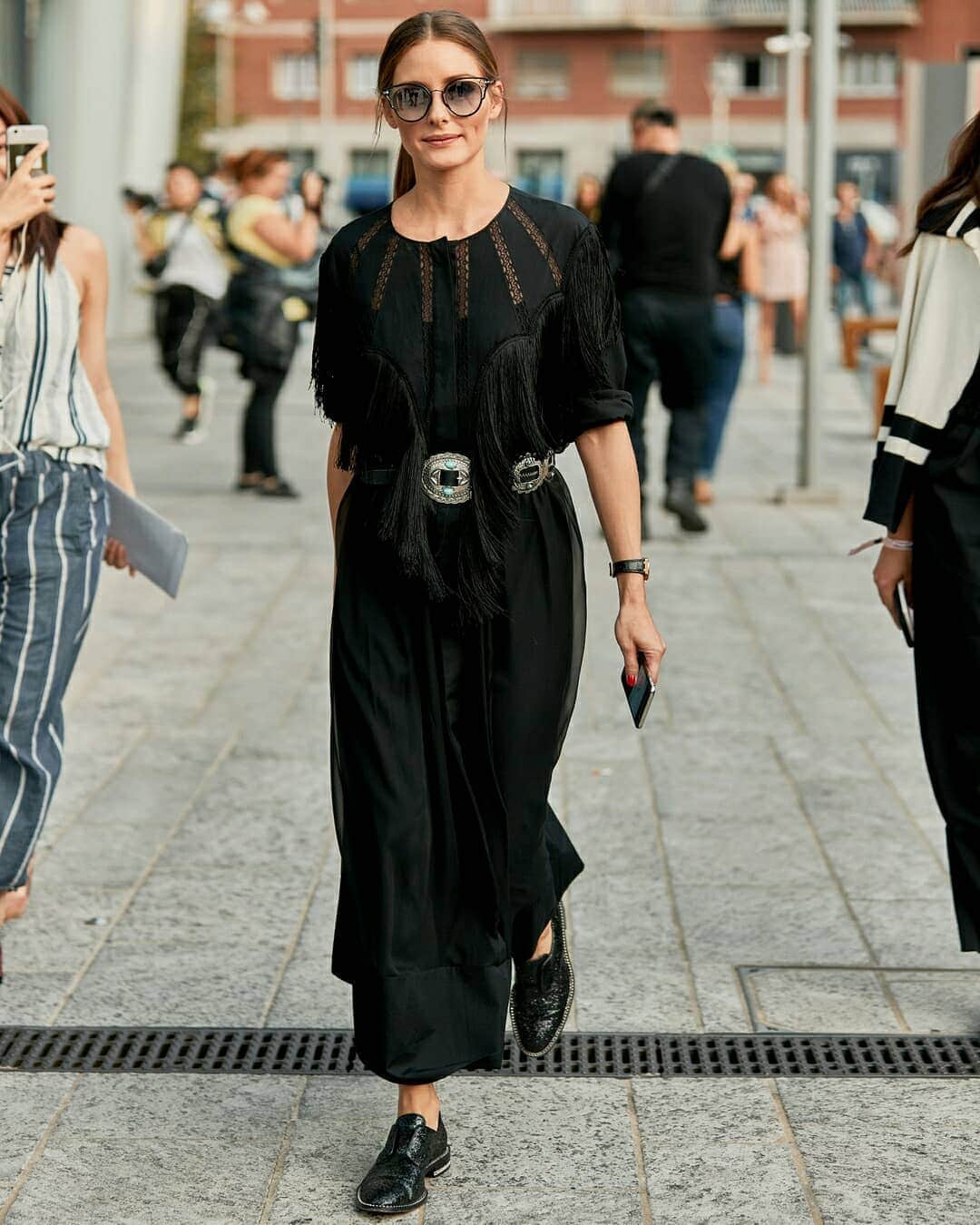 PORTER magazineさんのインスタグラム写真 - (PORTER magazineInstagram)「Everybody's wearing #black this summer. And yes, you've read that right; fashion’s favorite shade is now a year-round option. For how to wear it – and look hot (figuratively) head to the link in bio. 📸: @styledumonde and #Imaxtree」5月23日 1時04分 - portermagazine