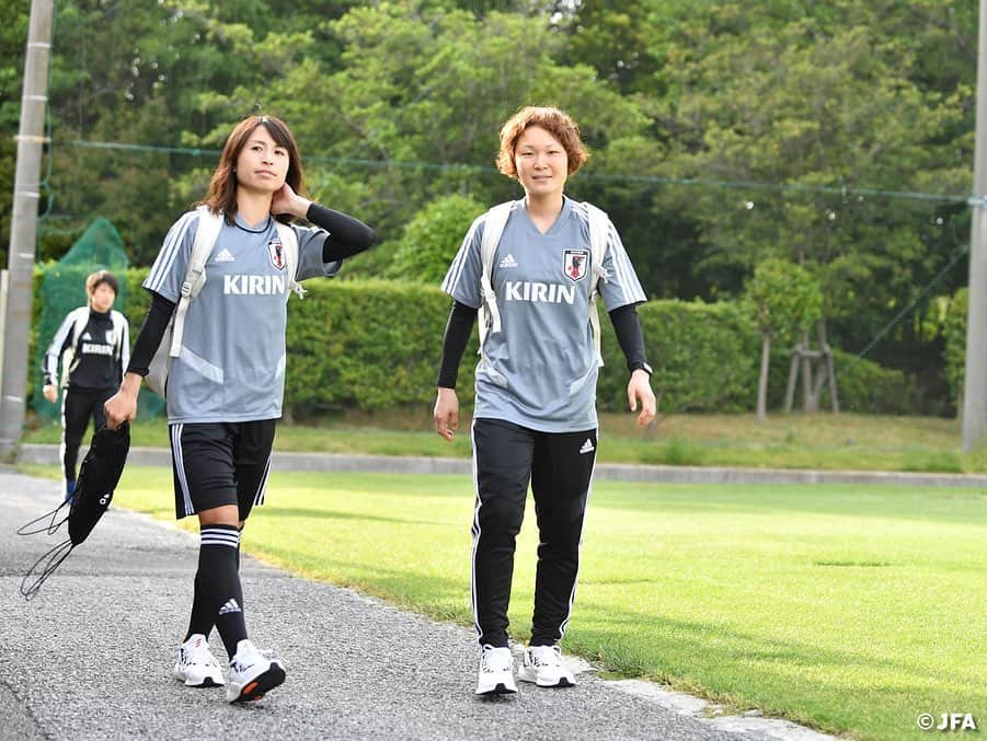 日本サッカー協会さんのインスタグラム写真 - (日本サッカー協会Instagram)「📸✌️😊✌️😊 ・ ＜FIFA女子ワールドカップフランス2019＞ なでしこジャパン🇯🇵試合日程  6/10 25:00 vsアルゼンチン🇦🇷 6/14 22:00 vsスコットランド🏴󠁧󠁢󠁳󠁣󠁴󠁿 6/20 04:00 vsイングランド🏴󠁧󠁢󠁥󠁮󠁧󠁿 📺フジテレビ系列、NHK BS、J SPORTSで生中継！ ・ #nadeshiko #世界のなでしこ #なでしこジャパン#FIFAWWC」5月23日 7時08分 - japanfootballassociation