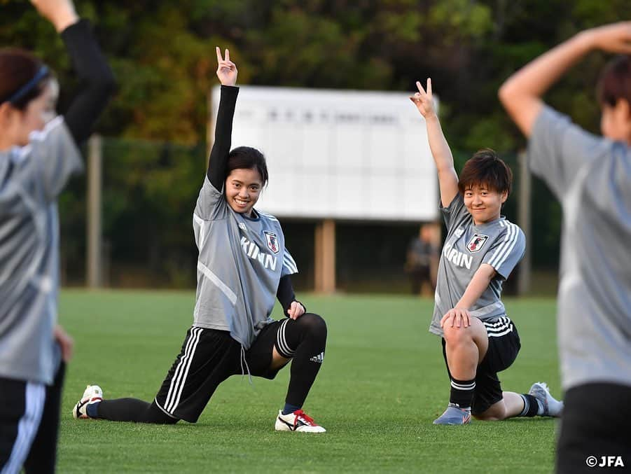 日本サッカー協会さんのインスタグラム写真 - (日本サッカー協会Instagram)「📸✌️😊✌️😊 ・ ＜FIFA女子ワールドカップフランス2019＞ なでしこジャパン🇯🇵試合日程  6/10 25:00 vsアルゼンチン🇦🇷 6/14 22:00 vsスコットランド🏴󠁧󠁢󠁳󠁣󠁴󠁿 6/20 04:00 vsイングランド🏴󠁧󠁢󠁥󠁮󠁧󠁿 📺フジテレビ系列、NHK BS、J SPORTSで生中継！ ・ #nadeshiko #世界のなでしこ #なでしこジャパン#FIFAWWC」5月23日 7時08分 - japanfootballassociation