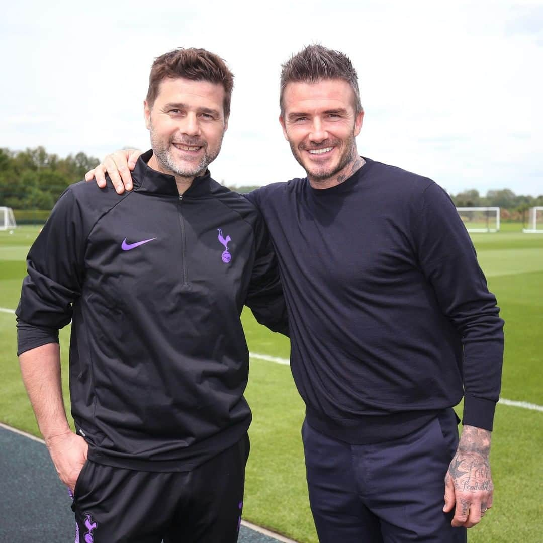 プレミアリーグさんのインスタグラム写真 - (プレミアリーグInstagram)「A special guest to @spursofficial training 👀 . @davidbeckham #PL #PremierLeague」5月23日 2時06分 - premierleague