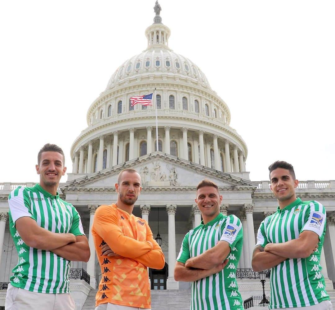 マルク・バルトラさんのインスタグラム写真 - (マルク・バルトラInstagram)「Estamos de estreno 🔥🔥 ¿Os gusta nuestra nueva equipación? #BetisOnTheRoad #MushoBetis 🇺🇸🙌🏼」5月23日 2時21分 - marcbartra