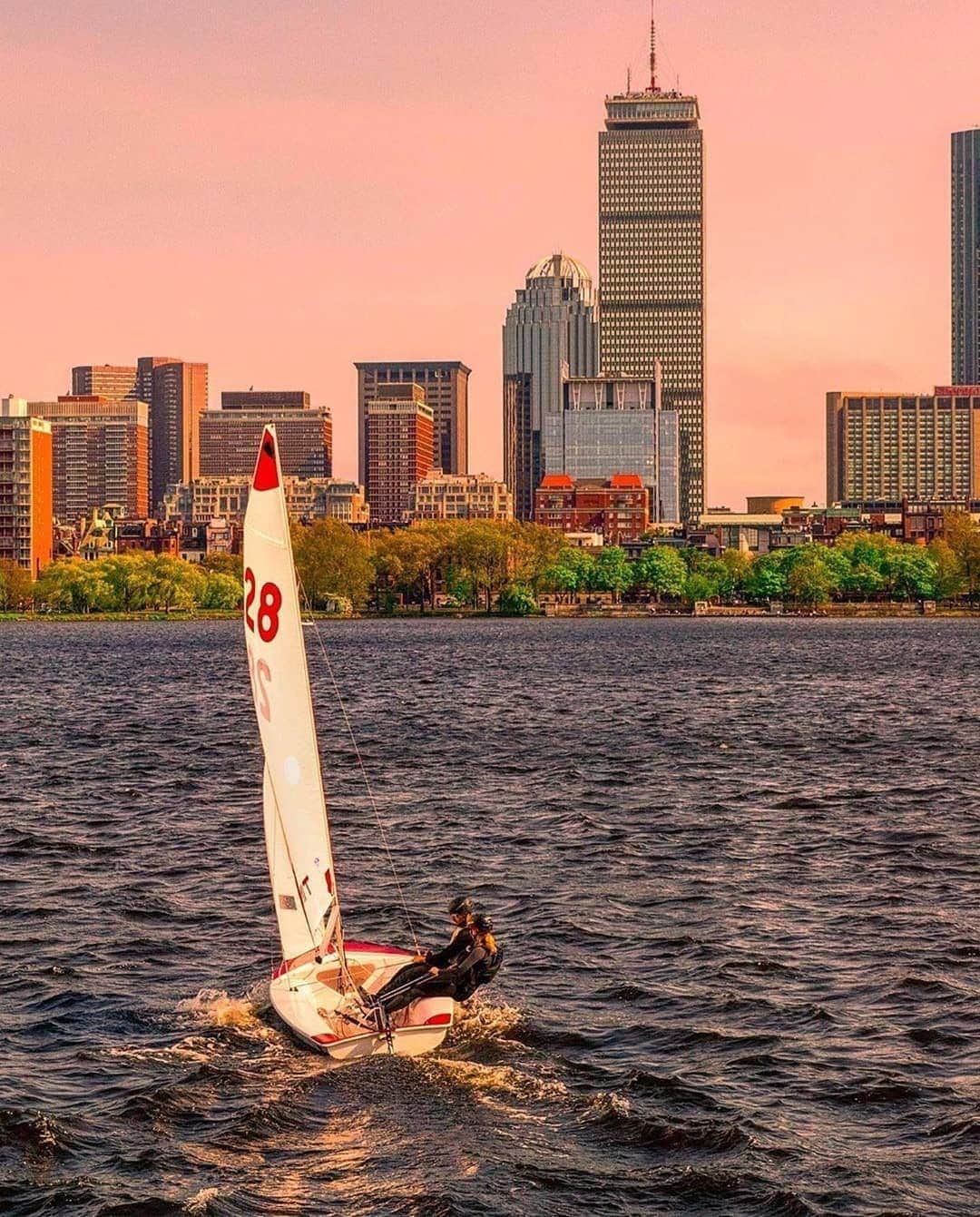 Instagramersさんのインスタグラム写真 - (InstagramersInstagram)「Sharing now this Boston photo by @dcmills89 at @igersboston 😍📸 #IgersBoston #igersUSA #igers」5月23日 3時02分 - igers
