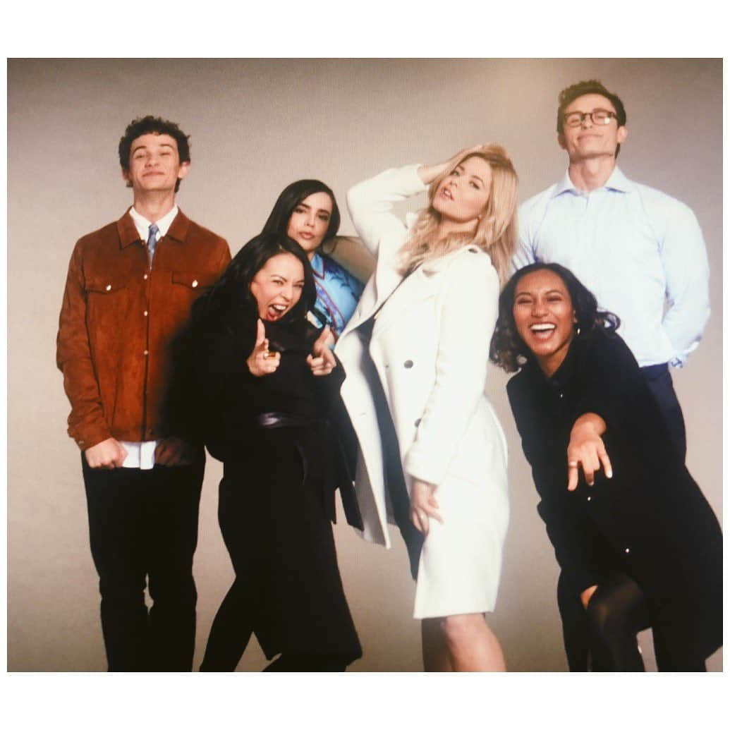 サーシャ・ピーターズさんのインスタグラム写真 - (サーシャ・ピーターズInstagram)「Shooting #plltheperfectionists has been an absolute pleasure! I’m so blessed to have worked with yet another amazing cast and crew! We’ve put a lot of laughter, blood, sweat, and tears into this show. I hope you enjoy the finale as much as I loved filming it! Here’s a few memories. (ALSO...missing @evanbittencourt and @kellyrutherford in these 😭)」5月23日 3時47分 - sashapieterse