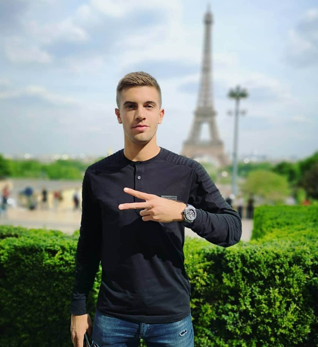 ボルナ・チョリッチさんのインスタグラム写真 - (ボルナ・チョリッチInstagram)「Bonjour Paris ❤」5月23日 3時49分 - bornacoric