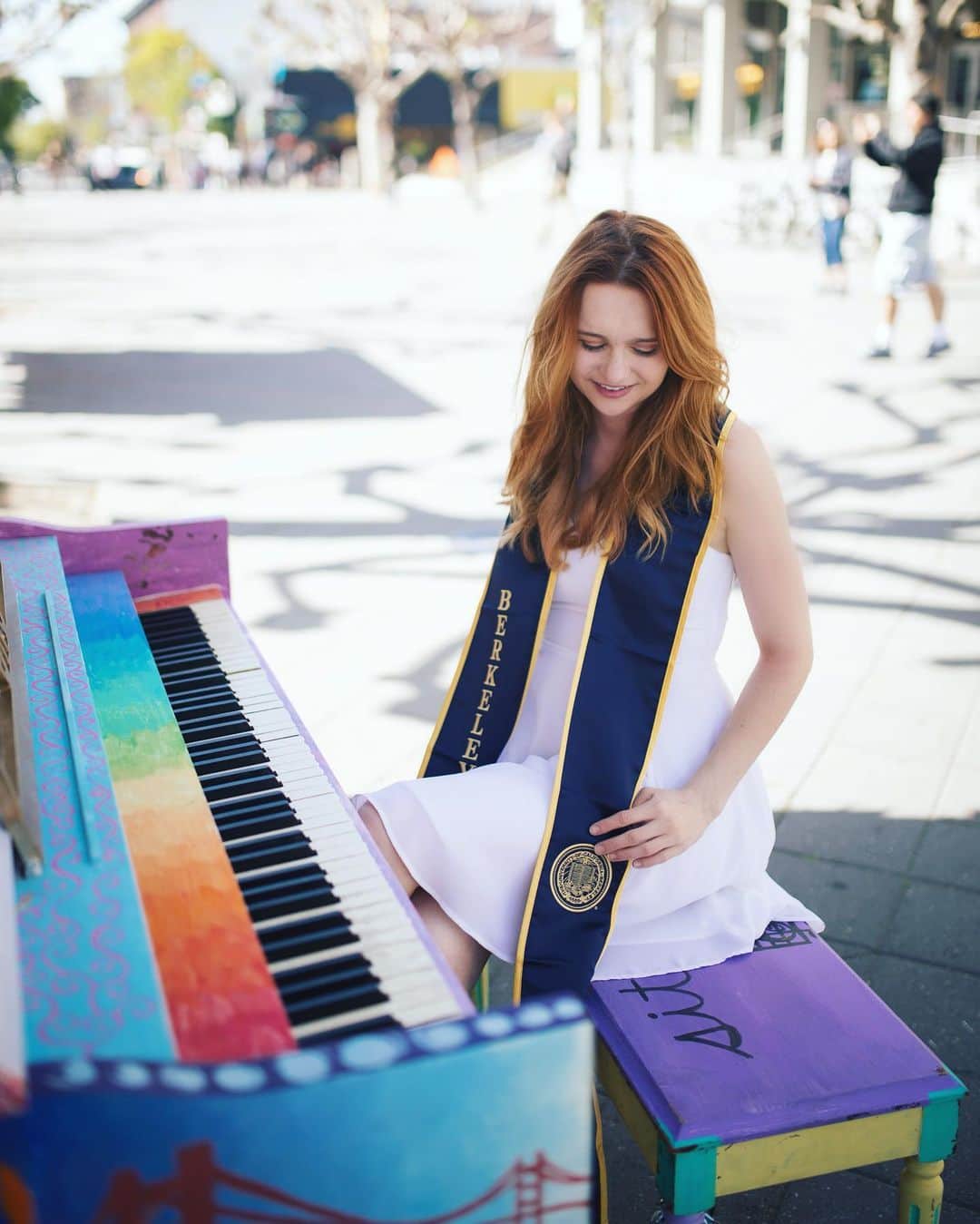 キーリー・マーシャルのインスタグラム：「SO proud of all my friends who have graduated this year...from @ucberkeleyofficial and elsewhere 🐻 Now,  it’s time to wrap up my studies at UCLA...for now.」