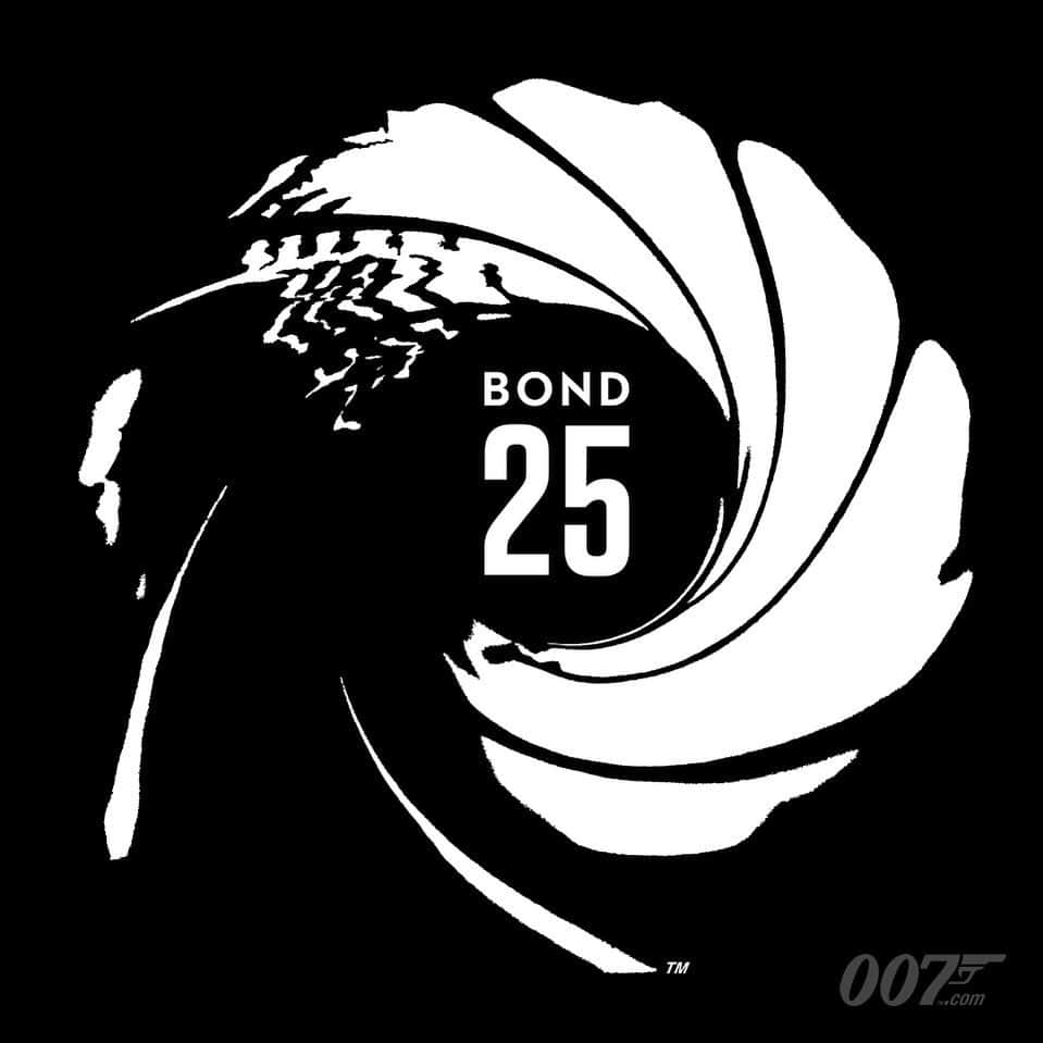 James Bond 007さんのインスタグラム写真 - (James Bond 007Instagram)「BOND 25 update: Daniel Craig will be undergoing minor ankle surgery resulting from an injury sustained during filming in Jamaica. Production will continue whilst Craig is rehabilitating for two weeks post-surgery. The film remains on track for the same release date in April 2020.」5月23日 4時35分 - 007