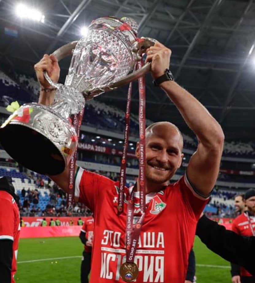 ベネディクト・ヘーヴェデスのインスタグラム：「Russian cup winner 2019! @fclokomotiv 💥🚂」