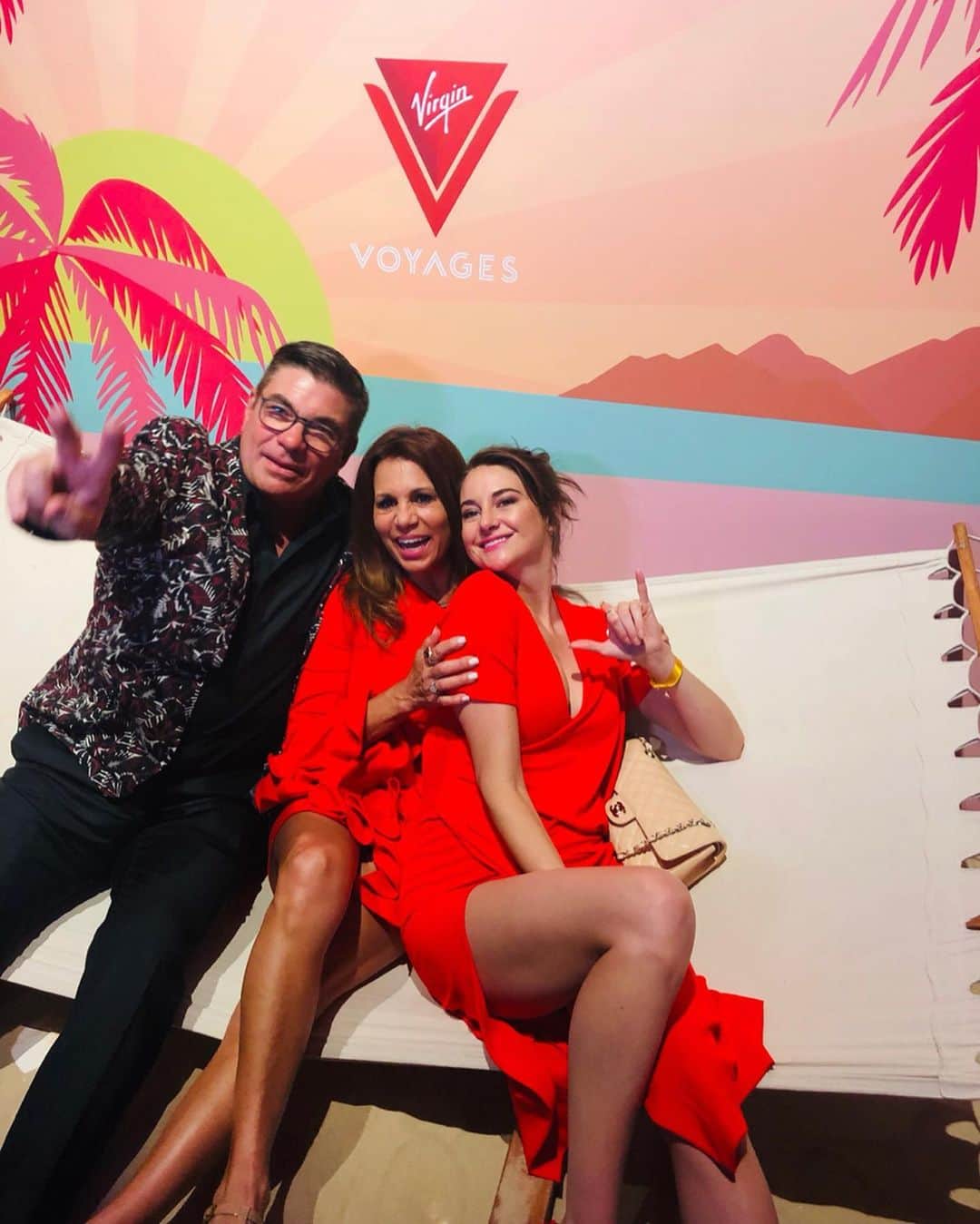 シェイリーン・ウッドリーさんのインスタグラム写真 - (シェイリーン・ウッドリーInstagram)「last night i had the honor of attending @virginvoyages #vvscarletnight party in london. what is that ??? what is @virginvoyages ??? it’s a brand new cruise line emerging from the Virgin family . listen , you are CORRECT in thinking about how absolutely gnarly and unjust the cruising business is not only for our oceans and our earth , but for socially concerning reasons as well .  i am always the first person to hold a company accountable when they make choices that don’t have integrity ... which is why i am SO pumped about @virginvoyages .  they are honestly changing the GAME when it comes to vacationing. when it comes to ethical business.  not only are they committed to sustainability in ways that are unprecedented (think mindfulness about single use plastics , use of local foods , partnerships with organizations fighting for our earth , innovation of amazing technology that works with waste water and new energy sourcing WHILE on the sea), they ALSO are committed to equality amongst crew members ... making a deep effort to ensure there is the right balance of power on the ship , fair wages , rad crew chambers , etc .  i’m all business when it comes to making choices for our future generations , but i also can’t stop the dance.  EVER. luckily for all us, this new creation exists where we can do BOTH.  oh ? and , they’re changing the way we’re ENTERTAINED on board. meaning , no more stuffy cabin hangs ... no kids ... just dancing and spa-life-ing and epic meals and yoga and if you’re lucky @iammarkronson and and and . no big deal .  and yeah , the world of instagram loves this next hashtag ... and you know what ?? i’m proud to be using it. #partner @virginvoyages」5月23日 5時31分 - shailenewoodley