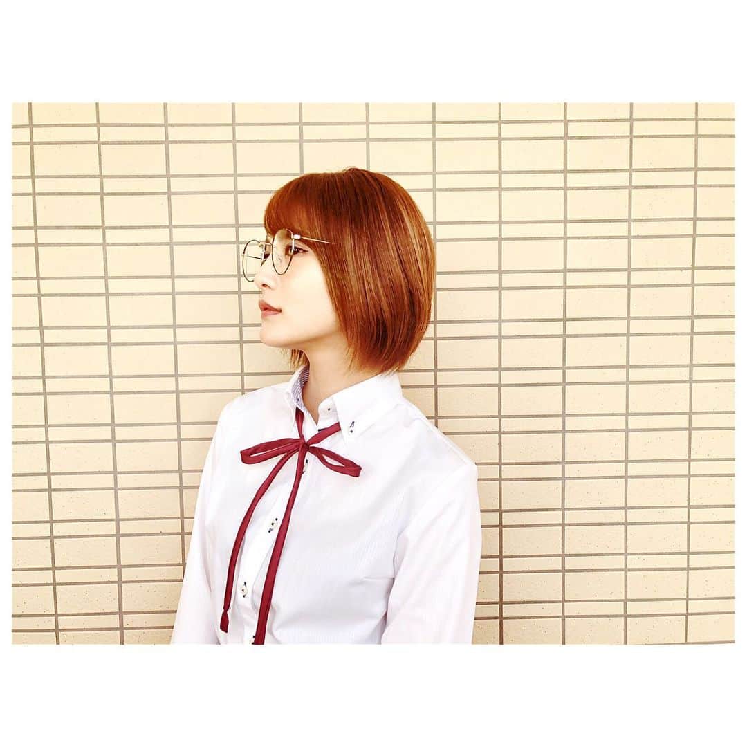 美沙玲奈のインスタグラム：「髪型で全然雰囲気が変わるよね☻ でもこれからの季節はショート涼しいよ💚」