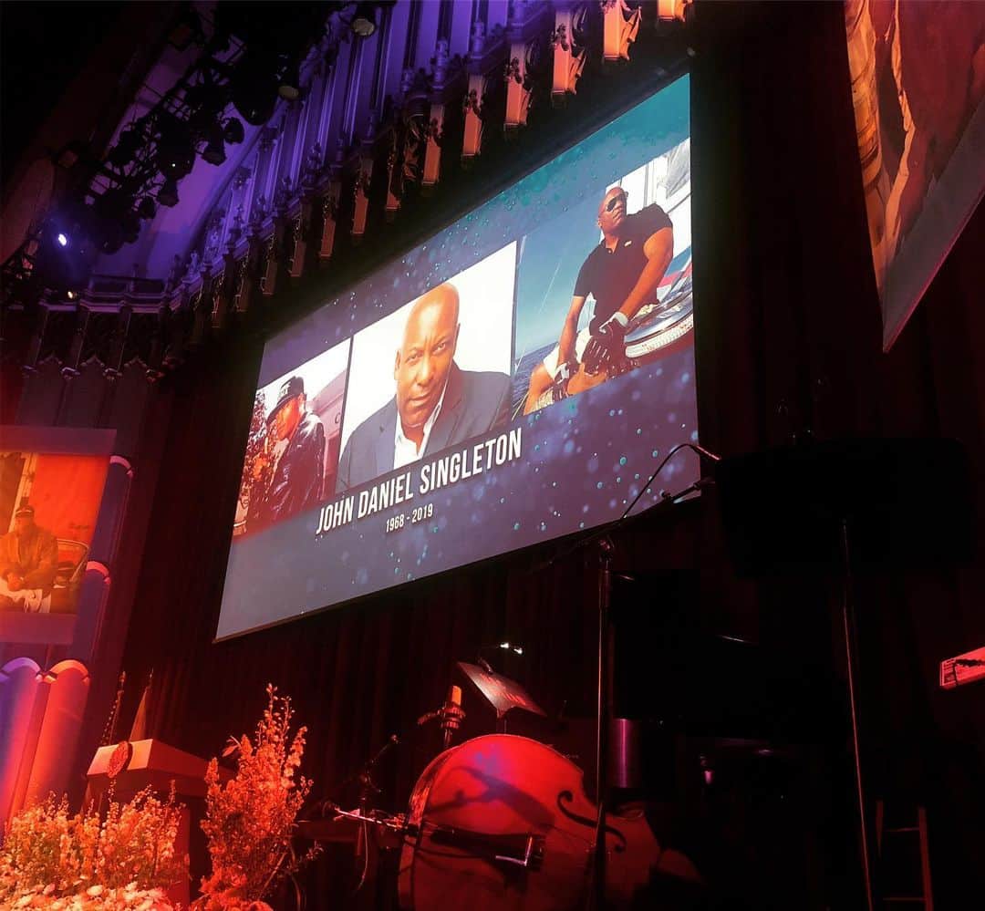 アフィオン・クロケットさんのインスタグラム写真 - (アフィオン・クロケットInstagram)「Celebrated our brother John Singleton yesterday. He’s still inspiring us all 🙏🏽🙌🏽✊🏽🎥. . @vindiesel @michaelblackson @aminjoseph @tanishalavernegrant」5月23日 9時28分 - affioncrockett