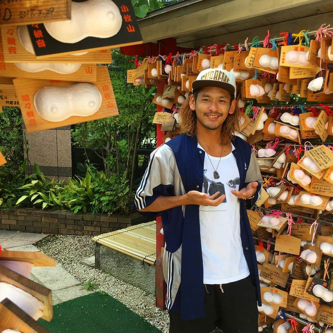 五十嵐恭雄さんのインスタグラム写真 - (五十嵐恭雄Instagram)「#おっぱい観音 行ってきました🏃‍♂️ #おっぱい #いっぱいでした。  詳しくはBLOGで。。。プロフィールから飛べます！✍️ #ままかんのん #間々観音 #寺 #temple #名古屋 #愛知 #日本 #旅 #旅人 #trip #japan」5月23日 9時31分 - yasuo_ikarashi_