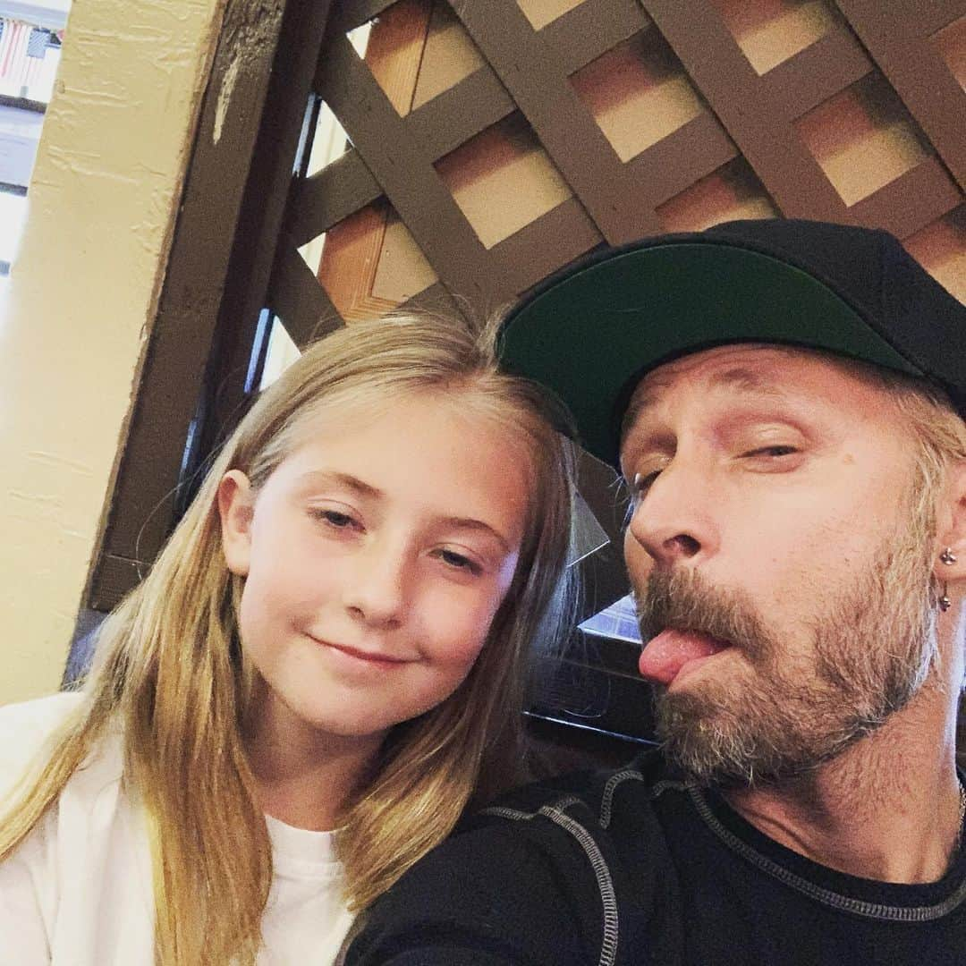 マイク・ダーントさんのインスタグラム写真 - (マイク・ダーントInstagram)「Date nite with Ruby! 🍧⚡️🌮」5月23日 10時25分 - mikedirnt