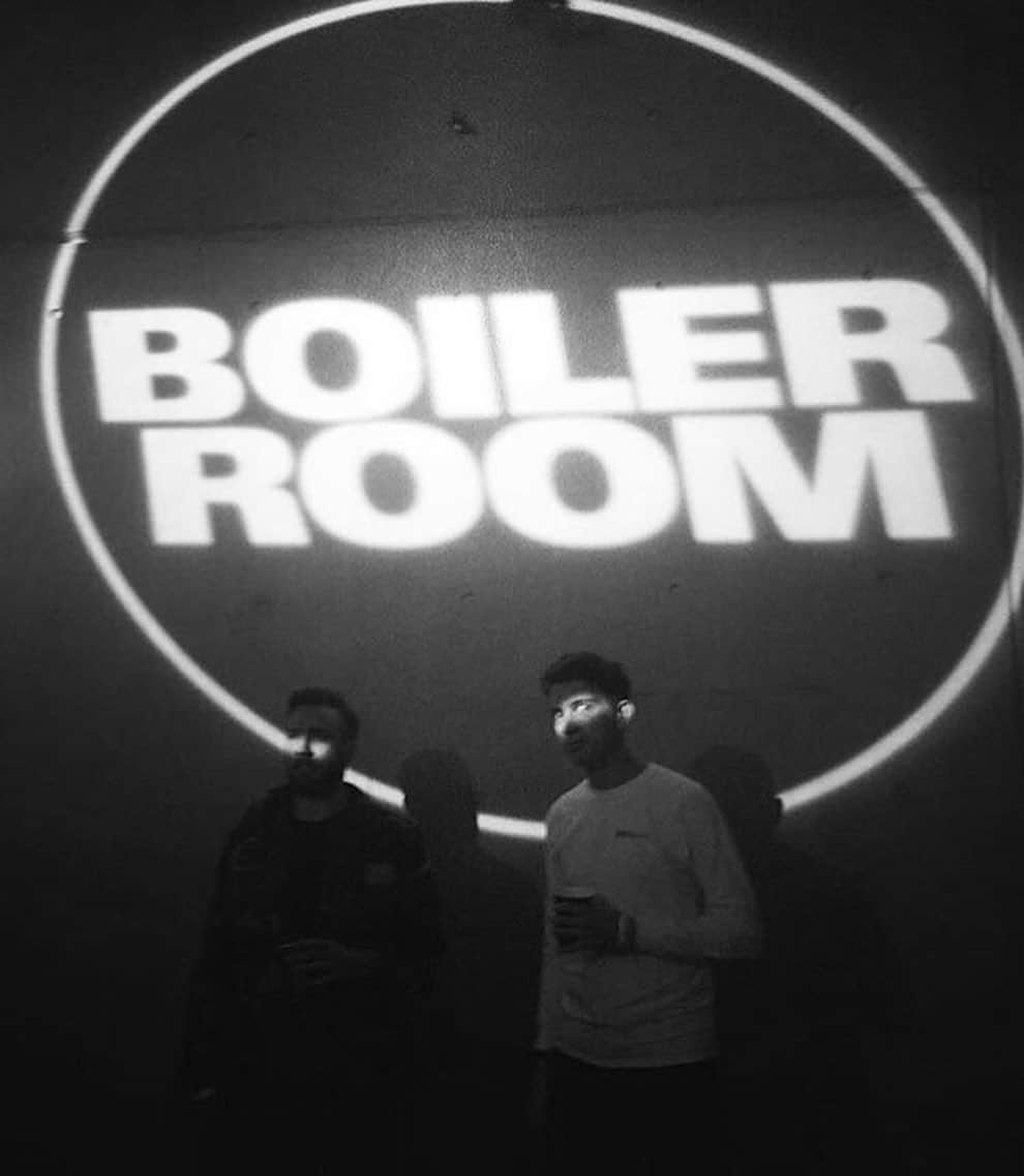 Flight Facilitiesのインスタグラム：「Good news! Our @boilerroomtv is back online after being held captive by the copyright gatekeepers. A few unreleased cuts and shirts off moments in there too 👻 link in bio 📺」