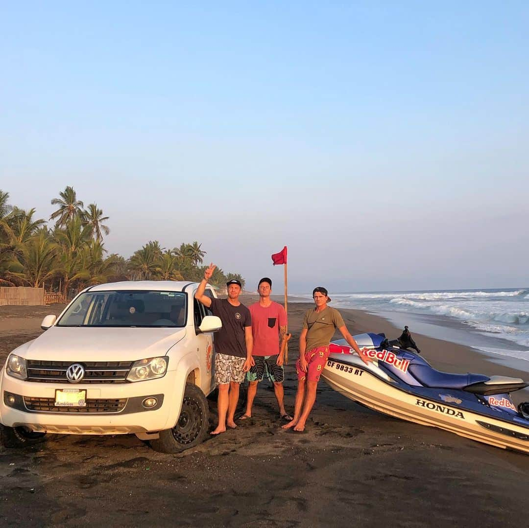 ジェイミー・オブライエンさんのインスタグラム写真 - (ジェイミー・オブライエンInstagram)「Adios Mexico thanks for all the amazing memories 🇲🇽🤙🏼 @tina.cohen @reardontim @synscity @blairconklin @tomomcphoto @__skywalka__ @savage @skummydiener」5月23日 10時54分 - whoisjob