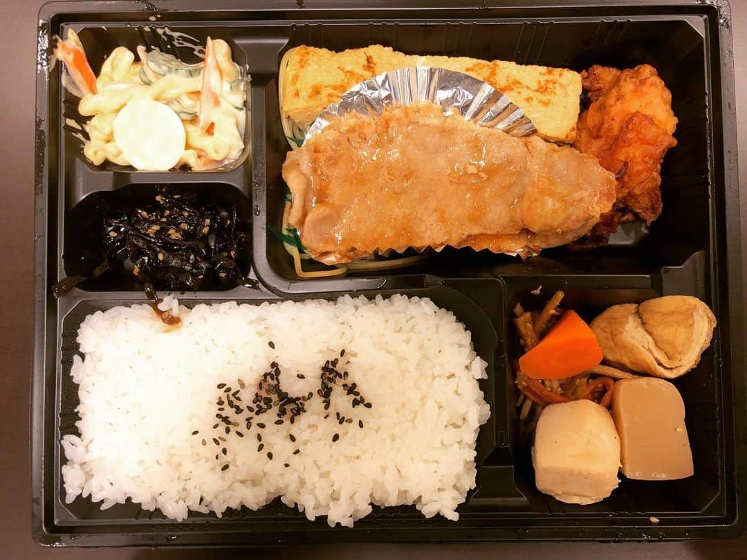 バカリズムさんのインスタグラム写真 - (バカリズムInstagram)「有吉反省会飯」5月23日 11時16分 - bakarhythm