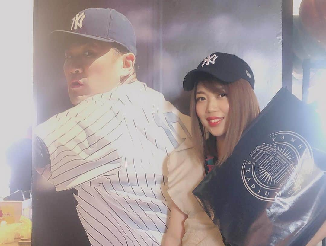 新庄千歳さんのインスタグラム写真 - (新庄千歳Instagram)「I went to the yankee stadium. We could see Tanaka. Tanaka is Japanese player in NewYork Yankees. He is amazing player.」5月23日 11時31分 - chii_in_miami