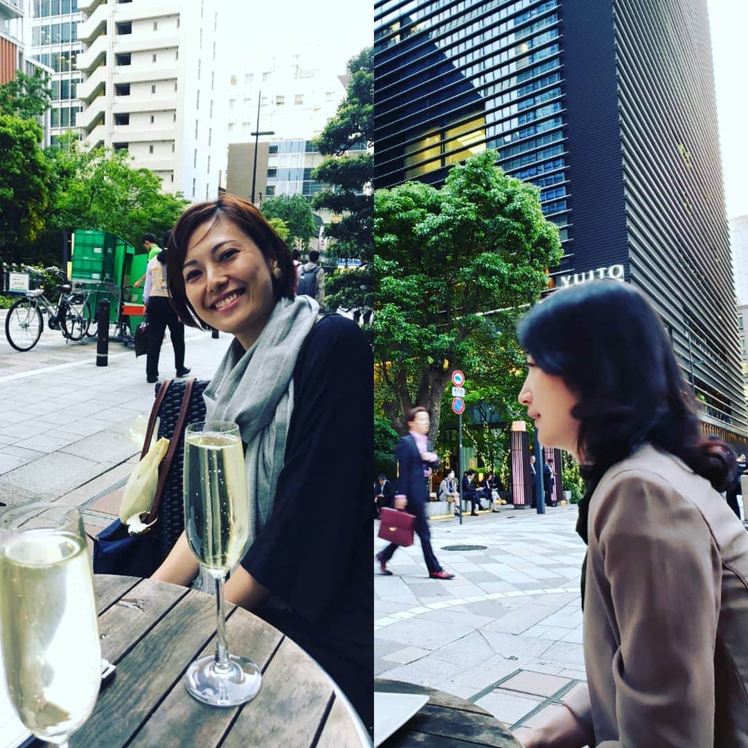 梅田陽子さんのインスタグラム写真 - (梅田陽子Instagram)「ボイトレ→仕事打合せから、親友と合流。実はこの裏に住んでいた頃もあったんですが、随分変わったなぁ。日本橋三越前あたりを散策！  #30年来の親友と#ちょい飲み#外飲み#三越前#日本橋#福徳神社#wine#エノテカ#私さすがにくたびれた顔してますね」5月23日 12時00分 - yokoumeda
