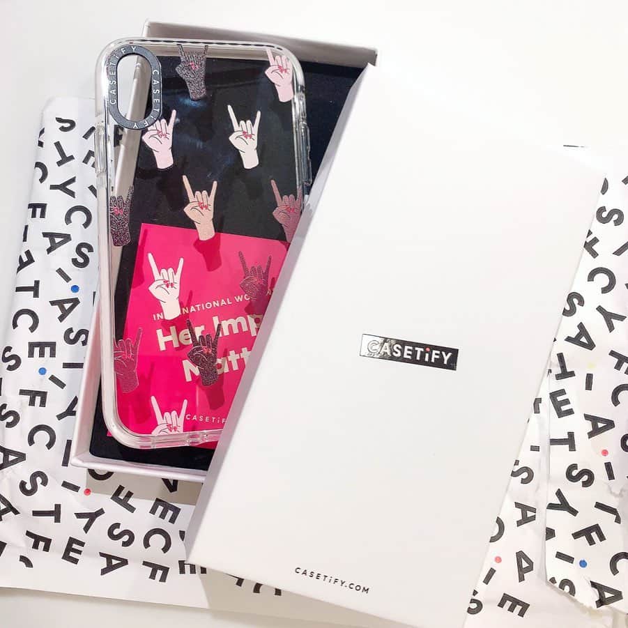 kkkkkaoriiiiiさんのインスタグラム写真 - (kkkkkaoriiiiiInstagram)「iPhoneXRに機種変して2ヶ月、 ようやく本体カラーを活かせる好みのデザインのケースと出会えました❣️ . LA発の#casetify は、デザイン豊富でiPhoneだけじゃなく、アンドロイドにも対応してます❣️ . かわいいデザインたくさんありますよ💕とってもおすすめ💕 . 詳しくはブログにて ♡ ↓↓ @kkkkkaoriiiii  プロフィールから飛べます🚁 ♡153cmちびっこアラサーOL♡KaoriのHappyRoom♡ .  #プチプラコーデ  #プチプラファッション  #ちびっこol  #おちびコーデ  #おちびの輪  #オトナ女子  #153cm  #153cmコーデ  #f_blogger #iphonecase  #caseiphone  #smartphone  #smartphonecase  #スマホケース」5月23日 12時42分 - kkkkkaoriiiii