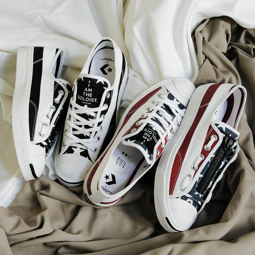 Sneaker Newsさんのインスタグラム写真 - (Sneaker NewsInstagram)「The Soloist x Converse Jack Purcell is hitting stores on 5/23. Need for the Summer! For full release details, tap the link in our bio.」5月23日 12時51分 - sneakernews