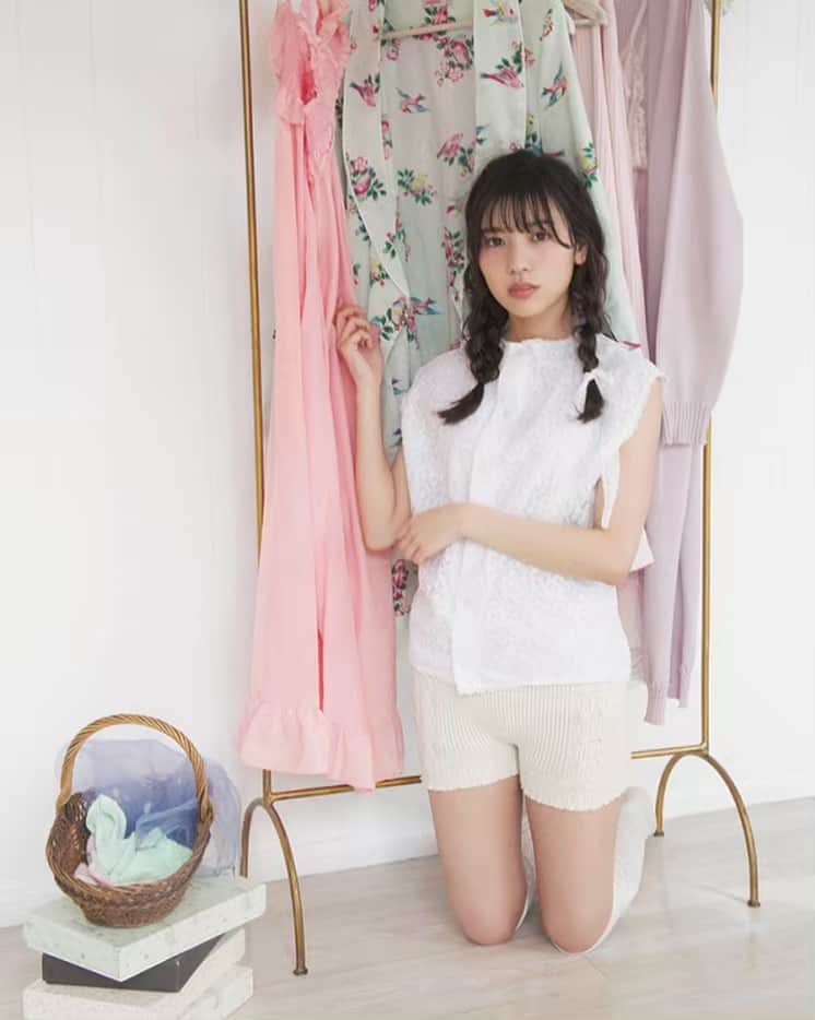 bis_web bis [ビス] のインスタグラム