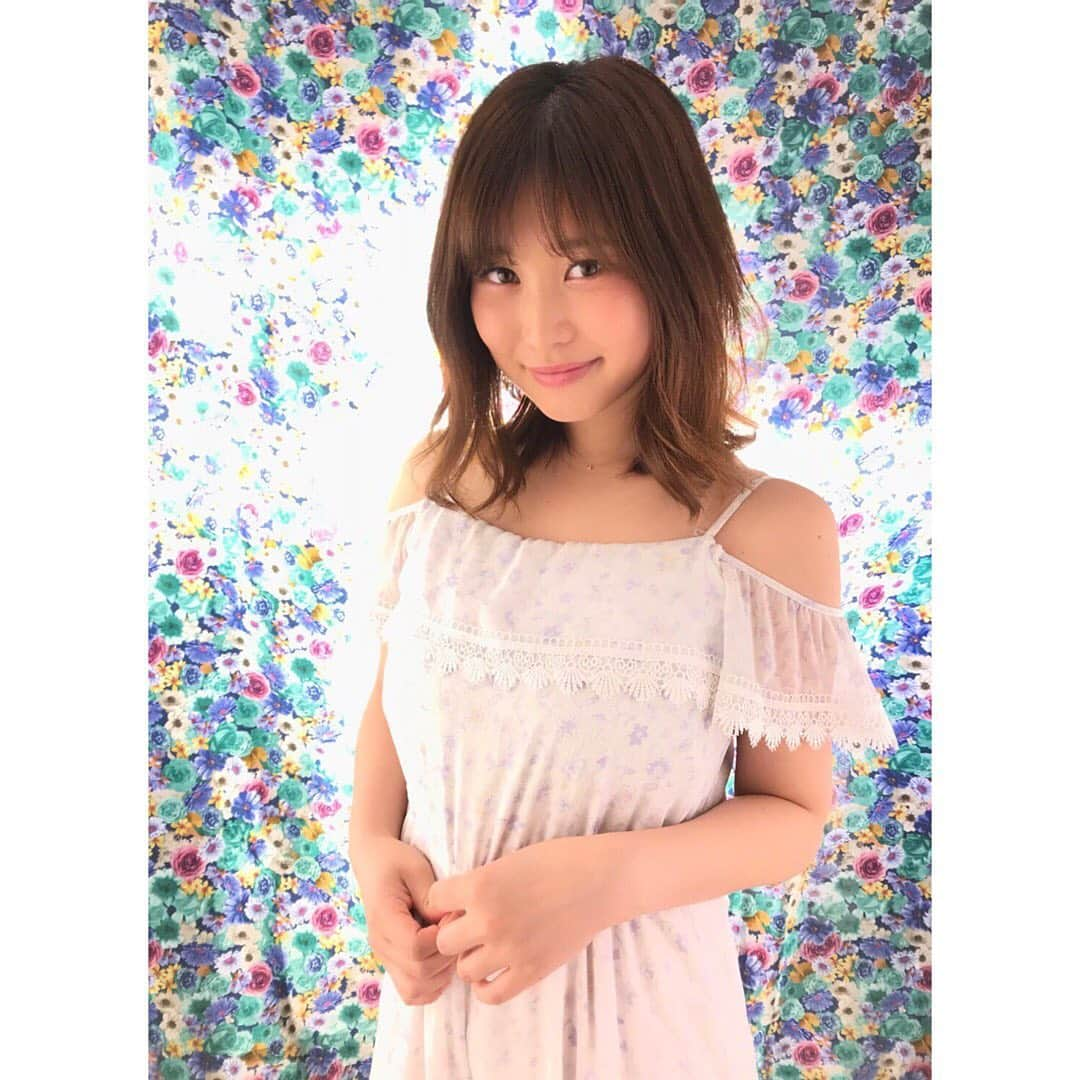 橘花凛さんのインスタグラム写真 - (橘花凛Instagram)「どうやら写真撮られる時手を前で組む癖があるようだ😯」5月23日 13時31分 - rintakahashi0809