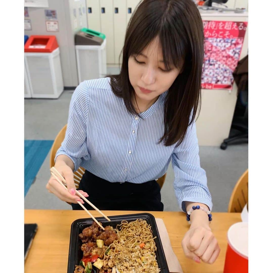 永尾亜子さんのインスタグラム写真 - (永尾亜子Instagram)「れいみちゃんのもりもりランチ！ 茶色いっぱいで美味しそう！！！ #堤礼実」5月23日 13時30分 - ako_nagao