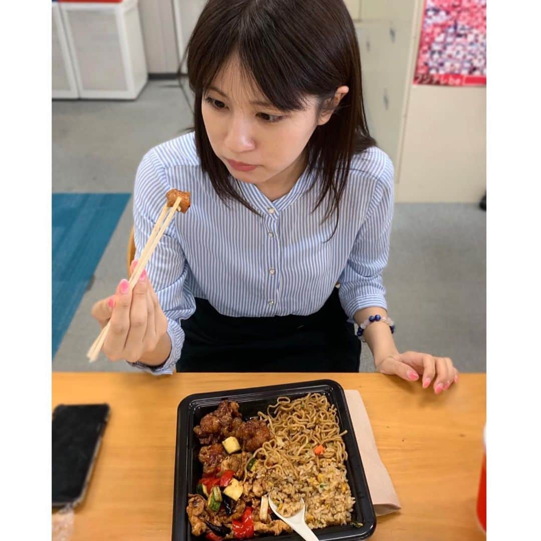 永尾亜子さんのインスタグラム写真 - (永尾亜子Instagram)「れいみちゃんのもりもりランチ！ 茶色いっぱいで美味しそう！！！ #堤礼実」5月23日 13時30分 - ako_nagao