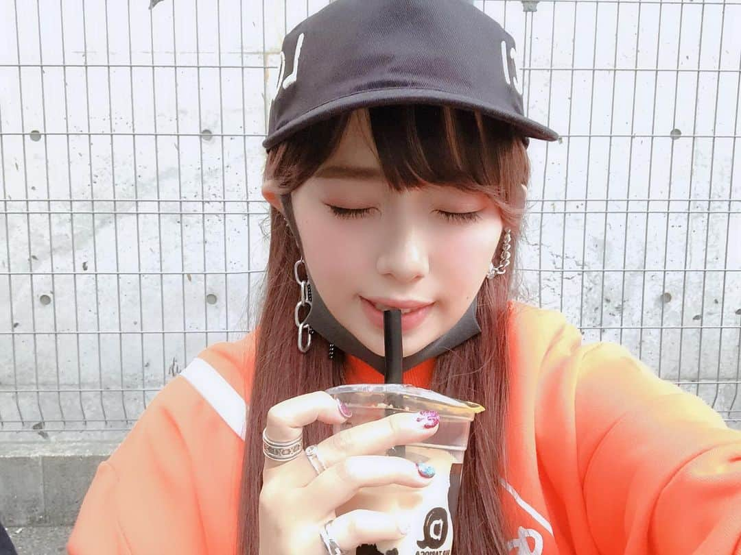 ぬーんさんのインスタグラム写真 - (ぬーんInstagram)「Q&D結構すき❤️ #tapioca #osaka #japan #japanese #drink #yummy #japanesegirl #followme #youtuber #nuuuuun」5月23日 13時54分 - yukino_snow1211