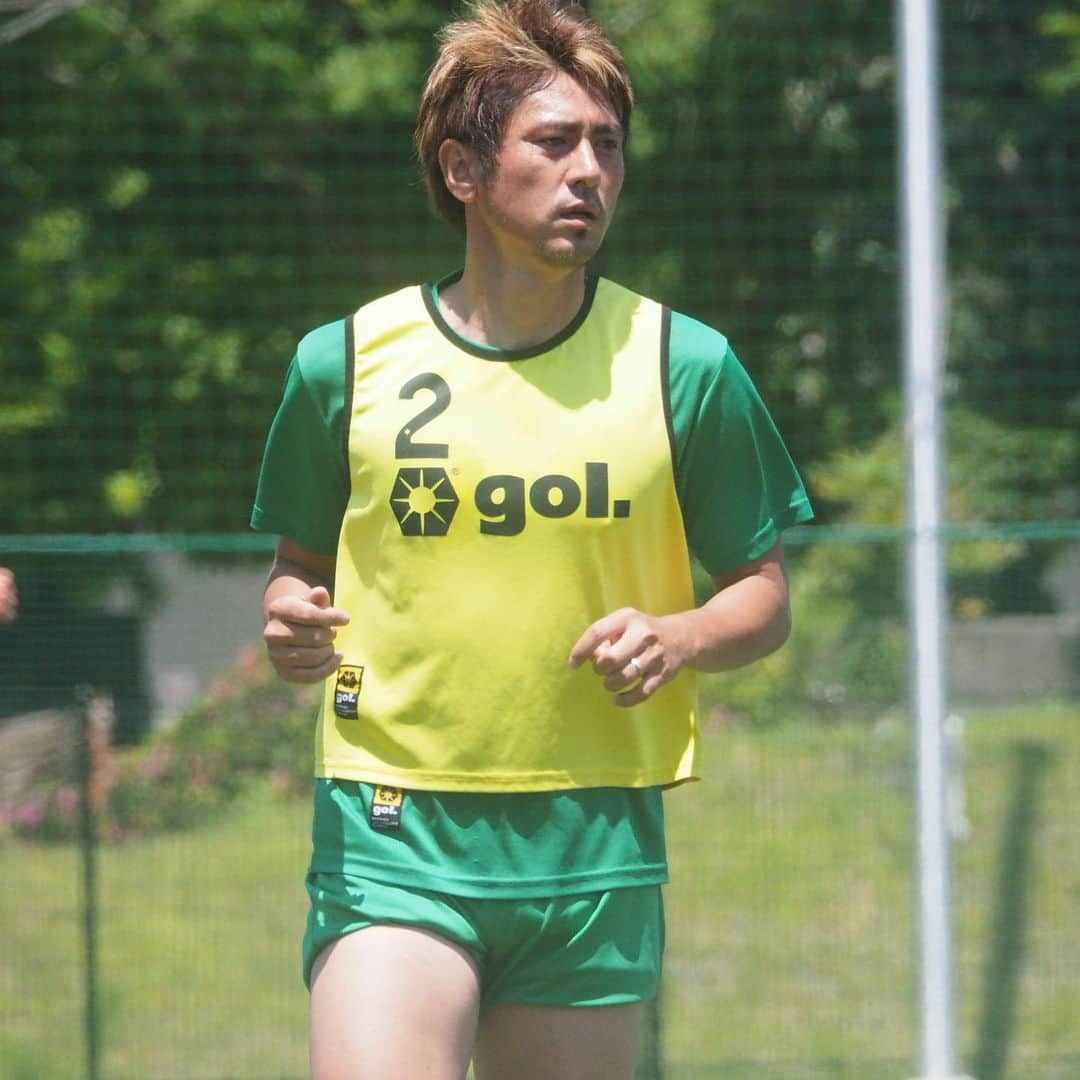 SC相模原さんのインスタグラム写真 - (SC相模原Instagram)「Today's training🙋‍♂️🙋‍♂️🙋‍♂️ ⚽️ 👟 🏟 #丹羽竜平#稲本潤一#水野晃樹#伊藤大介#川上エドオジョン智慧#田中雄大#浅沼優瑠#SC相模原#jリーグ#jleague#相模原#横山公園#公園#サッカー#soccer#カメラ#📷#⚽️#photo#photooftheday#photography」5月23日 14時39分 - s.c.sagamihara_players