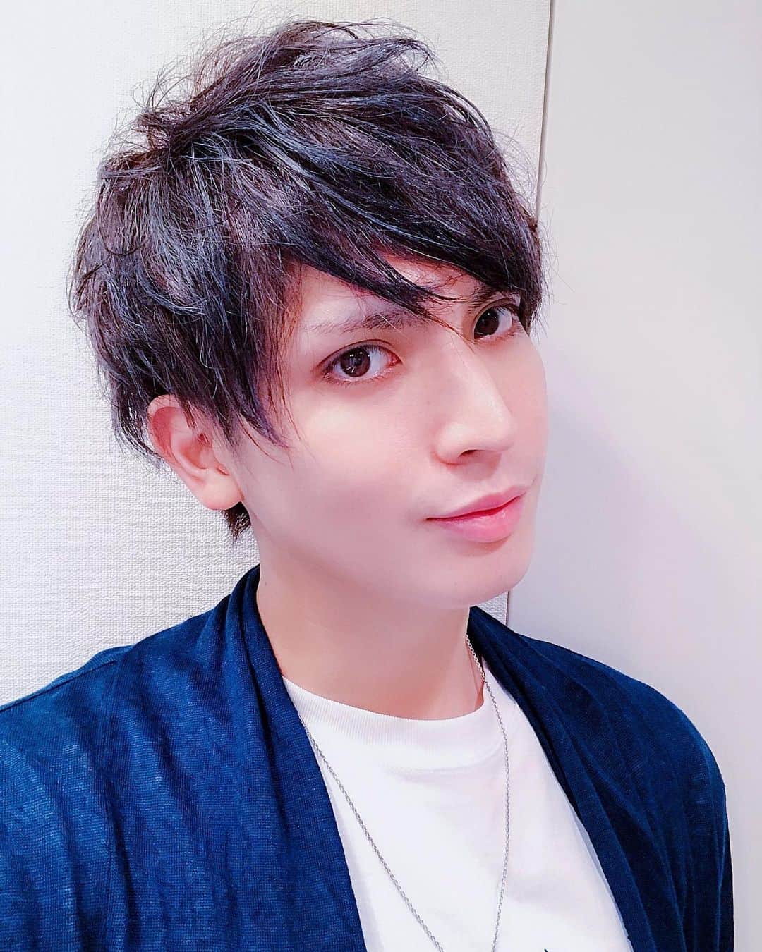 小波津亜廉さんのインスタグラム写真 - (小波津亜廉Instagram)「[23/5/19] New haircut alert!! He looks like a host again!!! ⠀⠀⠀ ⠀ #kohatsuallen ⠀⠀⠀ ⠀ Source: Allen’s twitter」5月24日 0時14分 - ahun_andsome