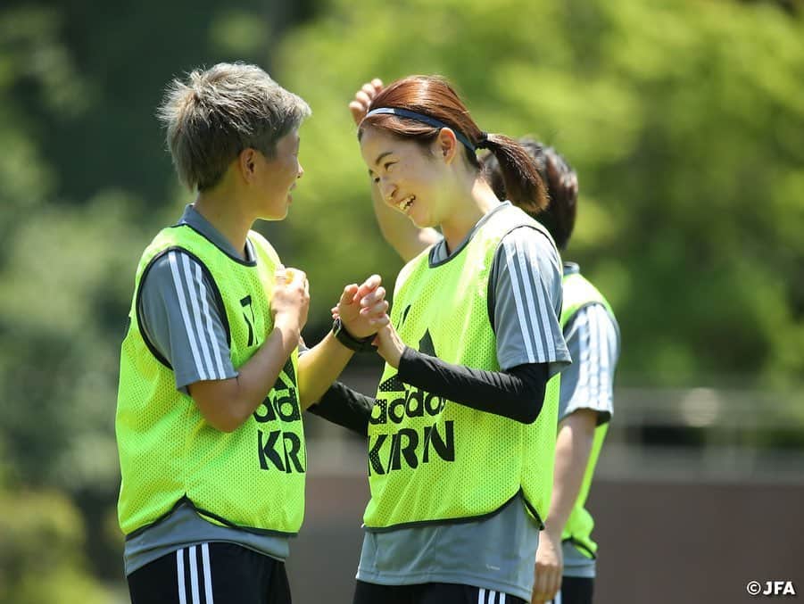 日本サッカー協会さんのインスタグラム写真 - (日本サッカー協会Instagram)「なでしこジャパン 国内合宿2日目！この日はYo-Yoテストや5対5を実施しました。ゴールが決まると会場には歓喜の声が出て響き渡っていました🙌 ・ ＜FIFA女子ワールドカップフランス2019＞ なでしこジャパン🇯🇵試合日程  6/10 25:00 vsアルゼンチン🇦🇷 6/14 22:00 vsスコットランド🏴󠁧󠁢󠁳󠁣󠁴󠁿 6/20 04:00 vsイングランド🏴󠁧󠁢󠁥󠁮󠁧󠁿 📺フジテレビ系列、NHK BS、J SPORTSで生中継！ ・ #nadeshiko #世界のなでしこ #なでしこジャパン#FIFAWWC」5月24日 0時51分 - japanfootballassociation