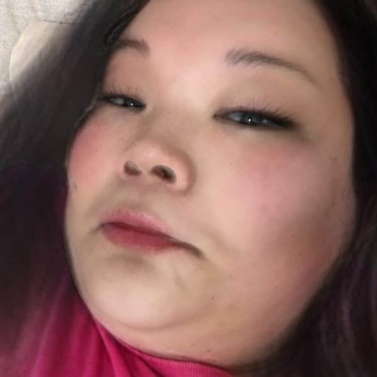 カバのインスタグラム：「‪本日のでぶ活。 楽しんで頂けたなら、それで良し！クスッとでも笑って頂けたなら、それで良し！全く笑えなかったのなら、また笑ってもらえるように頑張るから、私に会いにきてね！‬うふふっ‬ . ‪#多分料理上手い‬ #本日のでぶ活 #でぶ活」