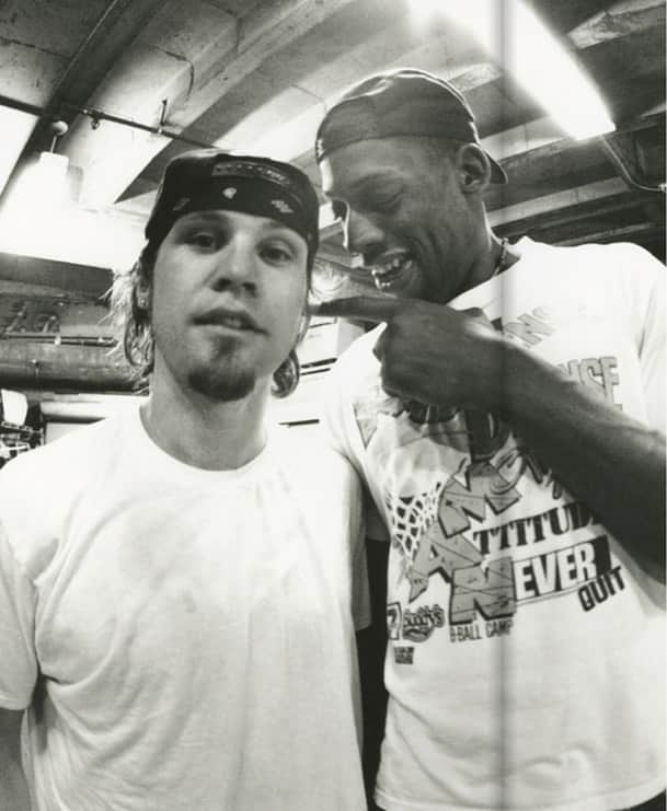 パール・ジャムさんのインスタグラム写真 - (パール・ジャムInstagram)「#JeffAment with @DennisRodman. #TBT」5月24日 1時21分 - pearljam