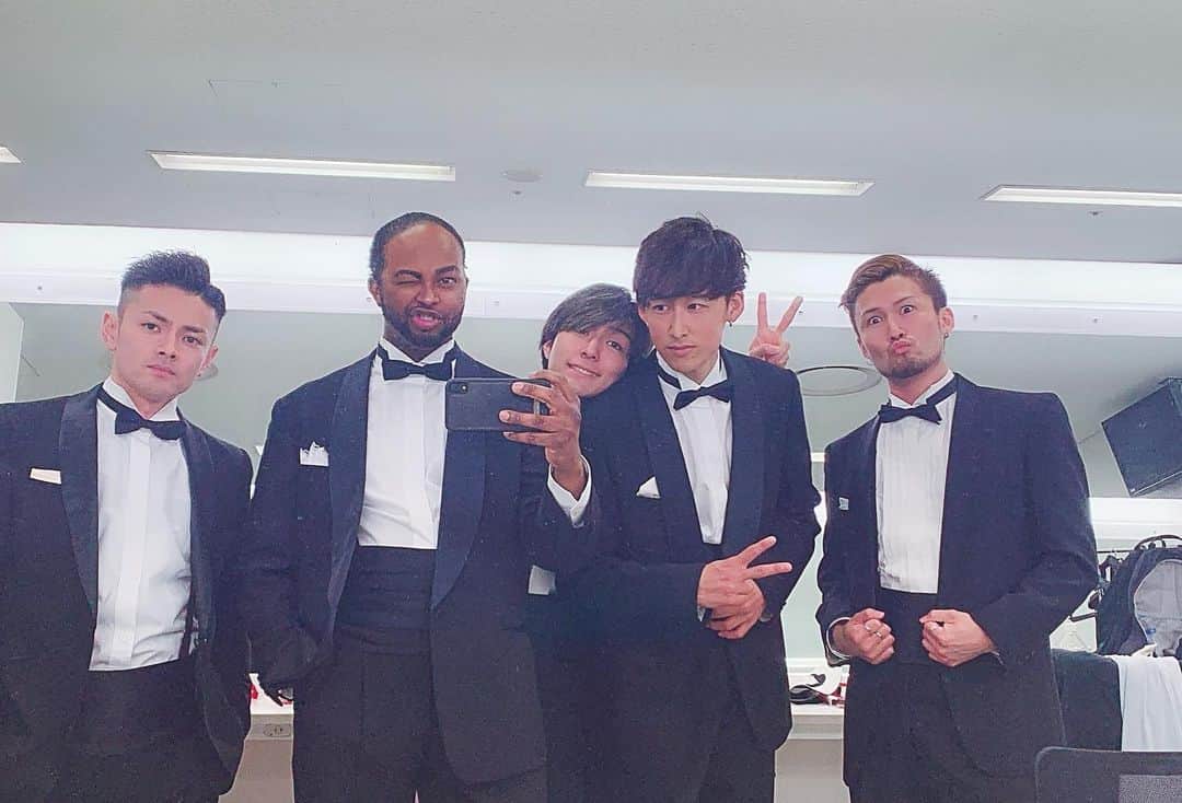 Codyのインスタグラム：「1週間しかたってないのに…  会いたい！  #大好きなメンバー #mステ #enjoyyourlife」