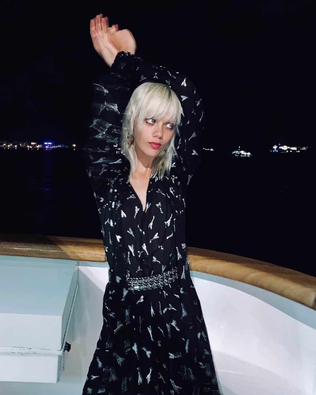 マリヤン・ジョンクマンのインスタグラム：「SEA SICK ☠️」