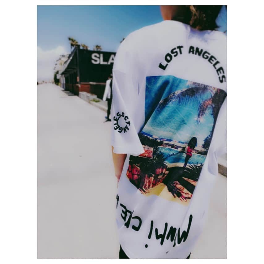 MINMIさんのインスタグラム写真 - (MINMIInstagram)「LOSTANGELS 🌴 #phototee #makatee #LA限定で作ったんだけど #日本でも買えるように準備してもらってるよん 😉🌴🌴🌴」5月23日 16時49分 - minmidesu