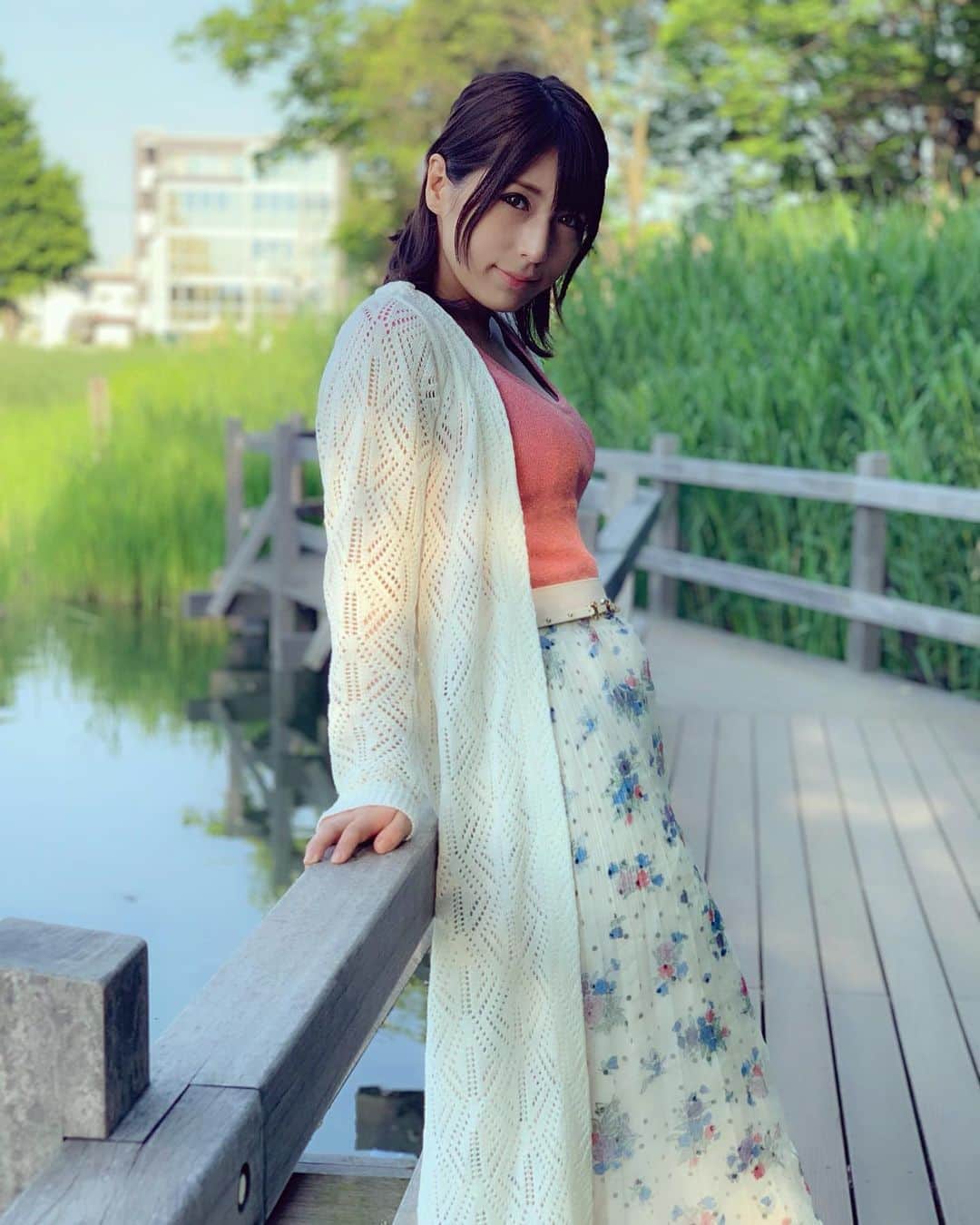 星野ナミのインスタグラム：「公園にて⛲️ 打ち合わせでした♪」