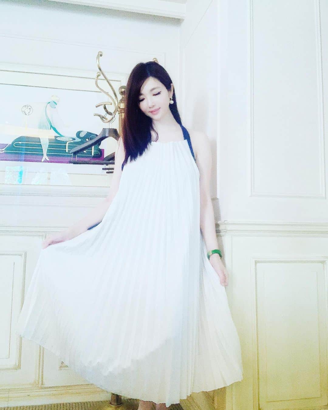 森下悠里さんのインスタグラム写真 - (森下悠里Instagram)「バッグスタイルが可愛い リゾートワンピ💓 - 南国行きたいなぁ🏝🍍💕 - #ootd #fashion #instafashion #fashionista #dress #resort」5月23日 17時27分 - yuurimorishita