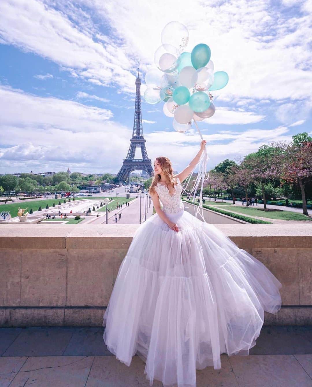 Wedding Lifeのインスタグラム：「Photo by 📷 @bisousparis」