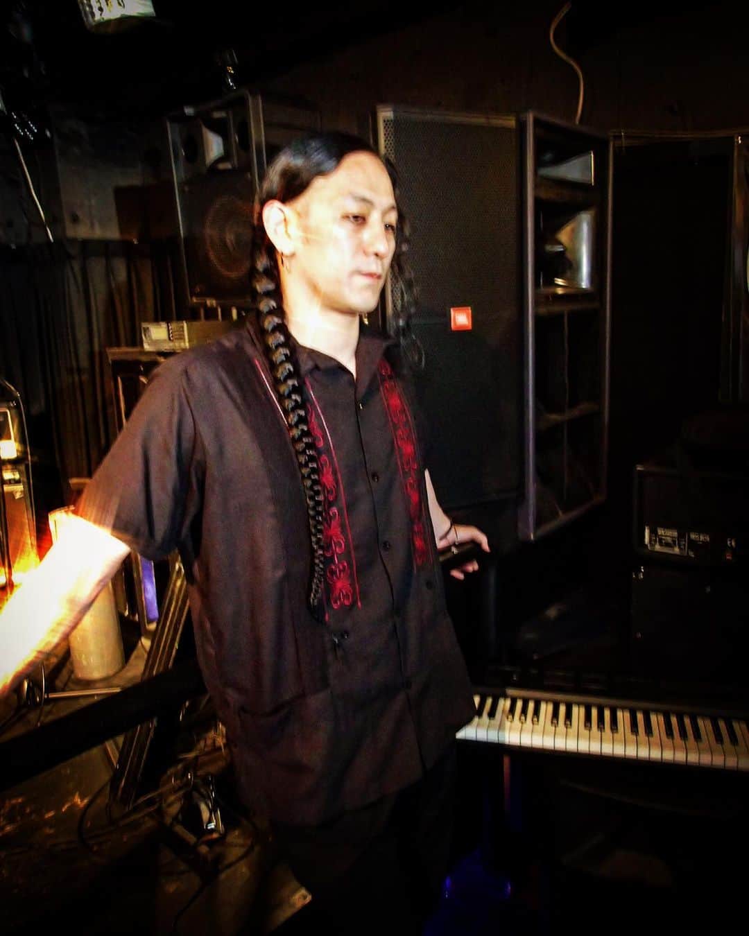 KAI_SHiNEのインスタグラム：「🌀🌀🌀 #dizziness  while #shooting #daaamn 😵😵😵 #yamaarashi  #estrellastandard」