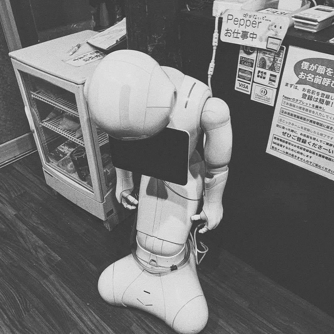 山川就史のインスタグラム：「😪💤 #jj #tbt #tflers #sleep #instagood  #goodnight  #全然起きない #500連勤くらい #たぶん #家に帰してあげて」