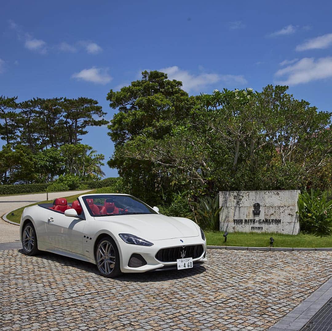 Maserati Japan | マセラティ ジャパンさんのインスタグラム写真 - (Maserati Japan | マセラティ ジャパンInstagram)「マセラティ ジャパンでは7月1日（月）から12月31日（火）まで、ザ・リッツ・カールトン沖縄とのコラボレーションにより、「ザ・リッツ・カールトン沖縄 マセラティ・エクスペリエンス 2019」を本日より予約受付を開始いたしました。 今年で３回目となる当コラボレーションでは、クアトロポルテによる送迎、「マセラティ ルーム」へのご宿泊、グランカブリオスポーツによるドライビングなど、マセラティの世界観を存分にご堪能いただけるエクスクルーシブなプランです。 ご予約・お問い合わせ（ザ・リッツ・カールトン沖縄 宿泊予約） 電話：0980-43-5800」5月23日 18時58分 - maseratijp