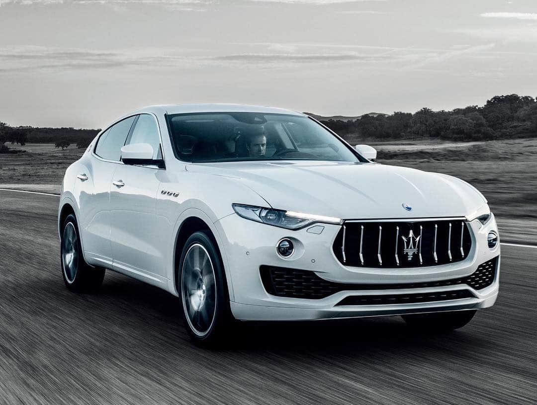 Maserati Japan | マセラティ ジャパンのインスタグラム：「マセラティ仙台では5月25日（土）―26日（日）の二日間、県外初開催となる認定中古車フェアを福島県ビッグパレットふくしまにて開催致します。 会場ではマセラティのオールラインアップの他、このフェアだけに展示される特別仕様車、マセラティ・オフィシャル・トランスポーターの特別展示も行われます。さらに、この2日間限定のご購入サポートもご用意。この機会にマセラティの世界観をご体感ください。 お問い合わせ先：マセラティ仙台 （022-374-4907）」