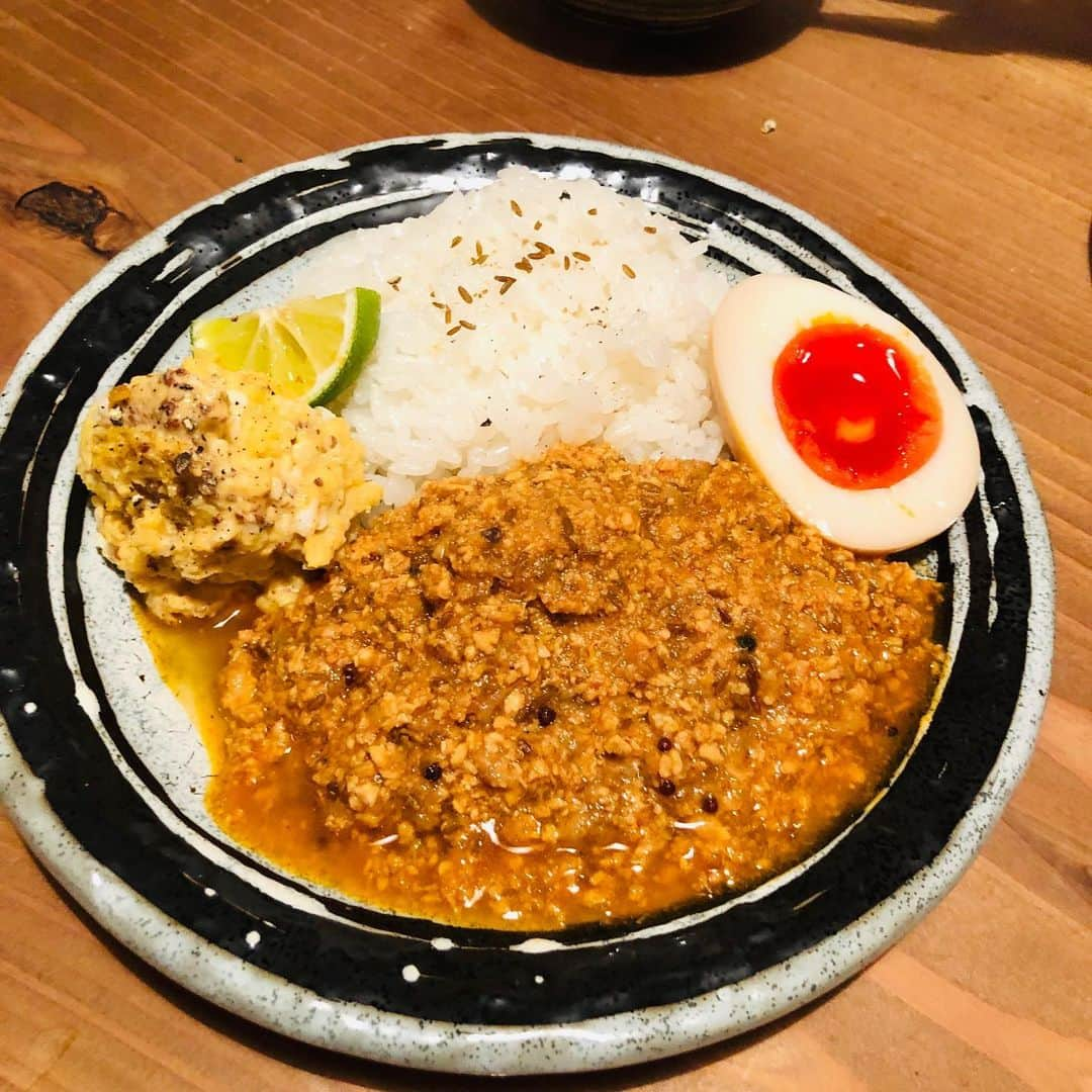 奥田修二さんのインスタグラム写真 - (奥田修二Instagram)「昨夜は福島の最強の焼き鳥へ！  焼き鳥最高！  一品最高！  ノブさん！ありがとうございました！  #実はつきだしのもずくから最強  来週月曜日は単独ライブ  学天即単独ライブ 「青い」 5/27(月) 開場19:10 開演19:30 終演21:00 【会場】YES THEATER （なんばグランド花月の地下） 【料金】前売：2500円　当日：2800円 【コード】Yコード：506708  #学天即」5月23日 19時21分 - gakutensoku_okuda_official