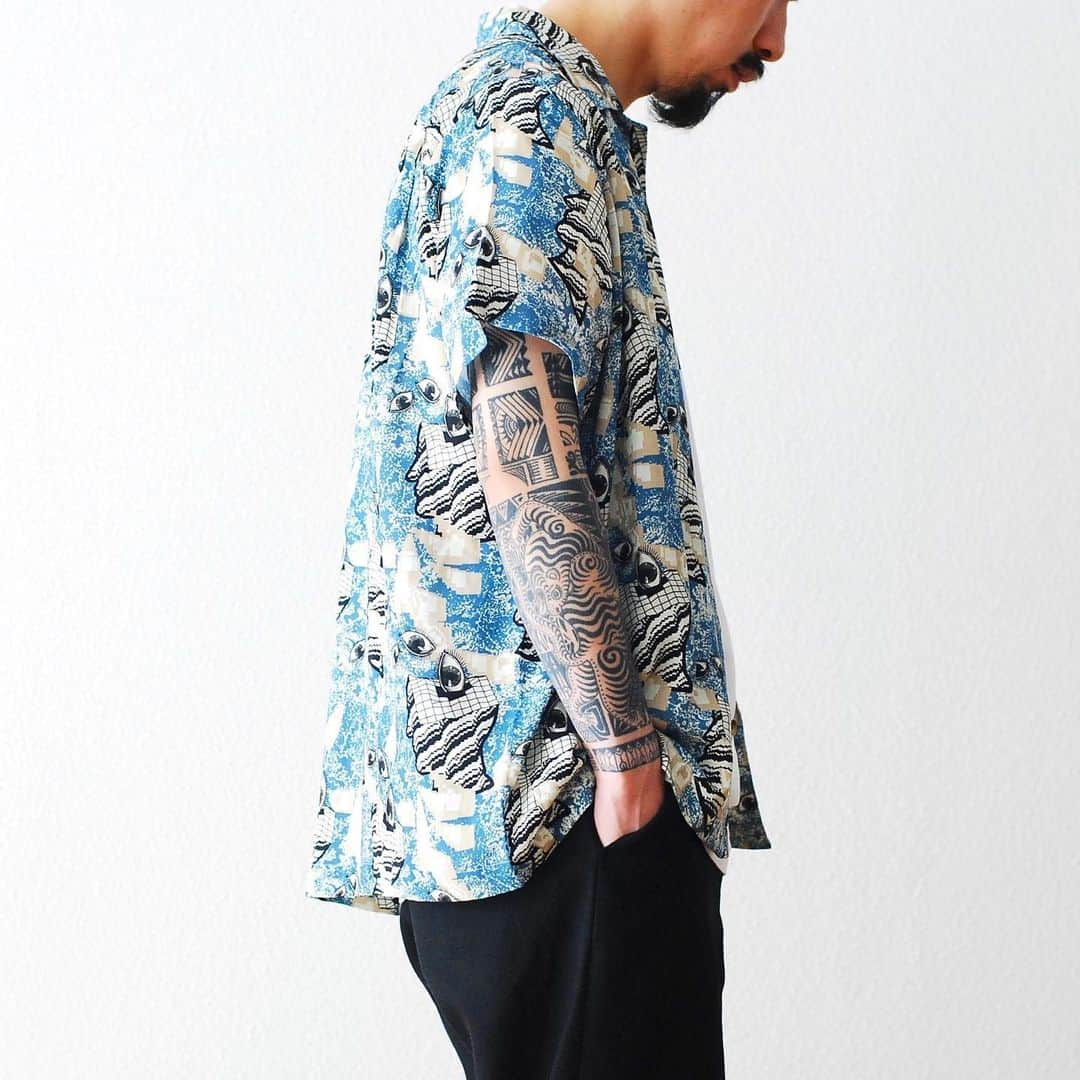 wonder_mountain_irieさんのインスタグラム写真 - (wonder_mountain_irieInstagram)「_ BRAIN DEAD / ブレインデッド “Hawaiian Shirt -SURREAL-” ￥24,840- _ 〈online store / @digital_mountain〉 http://www.digital-mountain.net/shopdetail/000000009213/ _ 【オンラインストア#DigitalMountain へのご注文】 *24時間受付 *15時までのご注文で即日発送 *1万円以上ご購入で送料無料 tel：084-973-8204 _ We can send your order overseas. Accepted payment method is by PayPal or credit card only. (AMEX is not accepted)  Ordering procedure details can be found here. >>http://www.digital-mountain.net/html/page56.html _ 本店：#WonderMountain  blog>> http://wm.digital-mountain.info/blog/20190523-1/ _ #BRAIN DEAD / #ブレインデッド tee→ #perksandmini ￥9,720- _ 〒720-0044  広島県福山市笠岡町4-18  JR 「#福山駅」より徒歩10分 (12:00 - 19:00 水曜定休) #ワンダーマウンテン #japan #hiroshima #福山 #福山市 #尾道 #倉敷 #鞆の浦 近く _ 系列店：@hacbywondermountain _」5月23日 19時19分 - wonder_mountain_