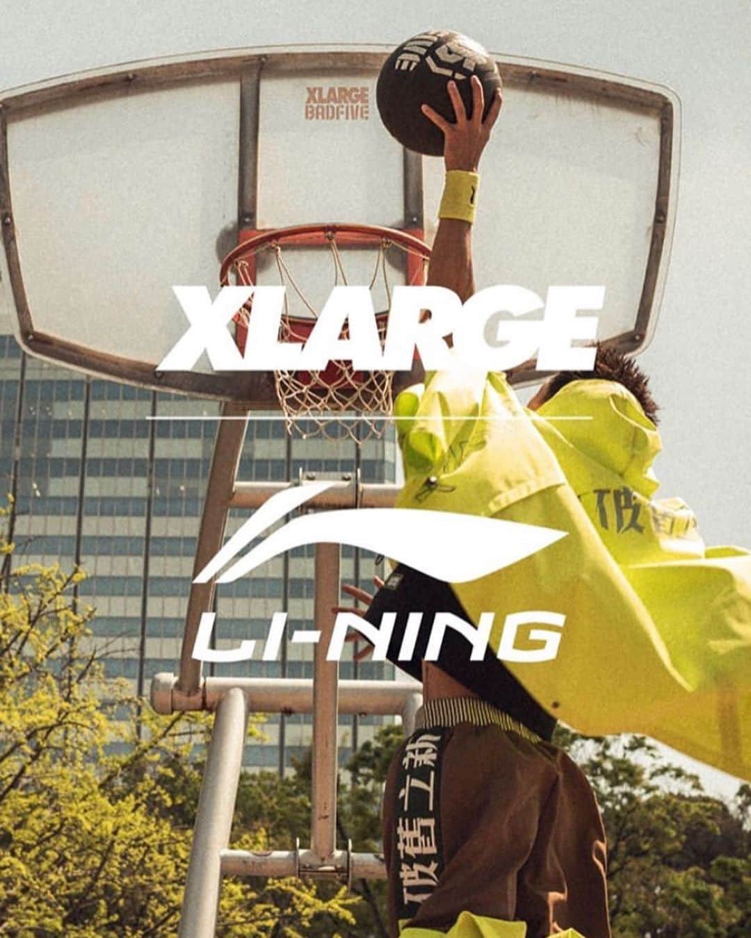 エクストララージさんのインスタグラム写真 - (エクストララージInstagram)「5.25.sat XLARGE×LI-NING | XLARGE HARAJUKU & OSAKA LIMITED #xlarge #xlargejp #lining  中国にてトップシェアを誇るスポーツブランド「LI-NING」のストリートバスケットボールカテゴリー「BADFIVE」とのコラボレーションコレクションをXLARGE HARAJUKU、XLARGE OSAKAにて、5月25日(土)より限定発売。」5月23日 20時16分 - xlargejp