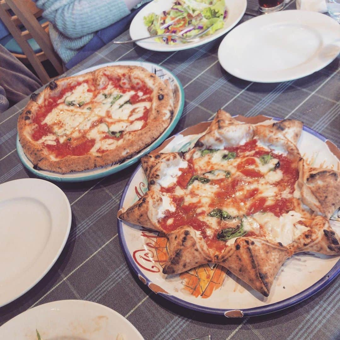 山田悠希さんのインスタグラム写真 - (山田悠希Instagram)「🍕 *  こーれーはー 美味しすぎるーーー！！！！！ 現地集合現地解散できる人 是非食べに行こう * #神谷町#神谷町ランチ #食べログ百名店#ピザ百名店  #ナポリスタカ#ピザ#pizza #pizzeriadapeppenapolistaca #デブ」5月23日 20時25分 - yukiyuki57