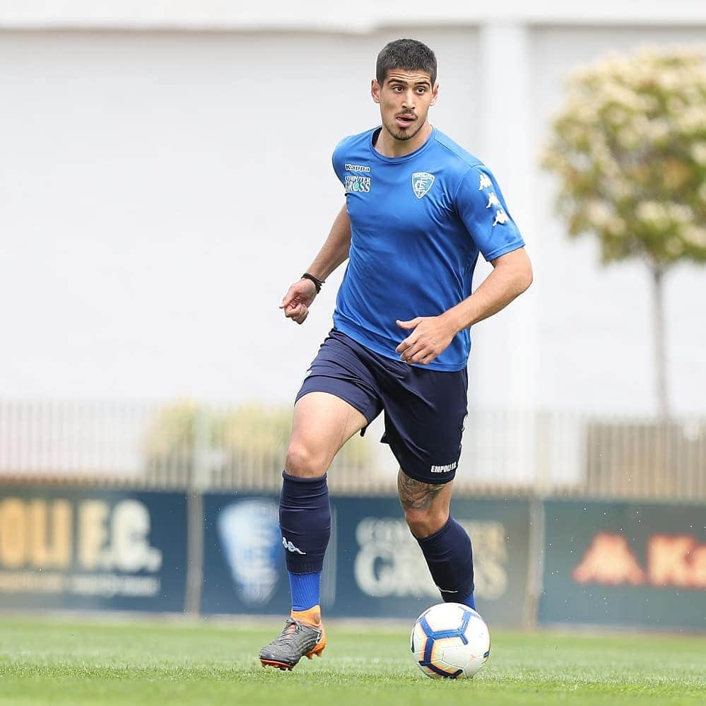 エンポリFCさんのインスタグラム写真 - (エンポリFCInstagram)「Azzurri al lavoro questa mattina; domani di nuovo in campo, sabato l'ultima seduta prima di #InterEmpoli 📸」5月23日 20時44分 - empoli_fc_official