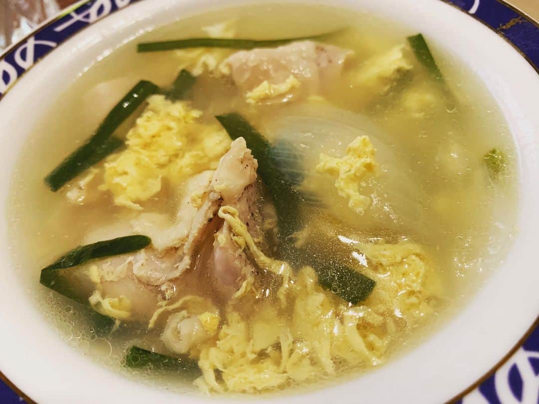 石井マークのインスタグラム：「中華風スープに料理しました♪  ご飯が進みますー‼︎ #voiceactor」
